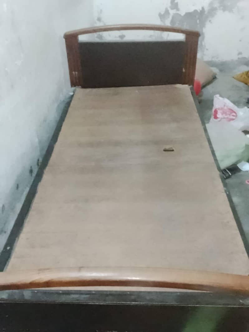 single bed 0