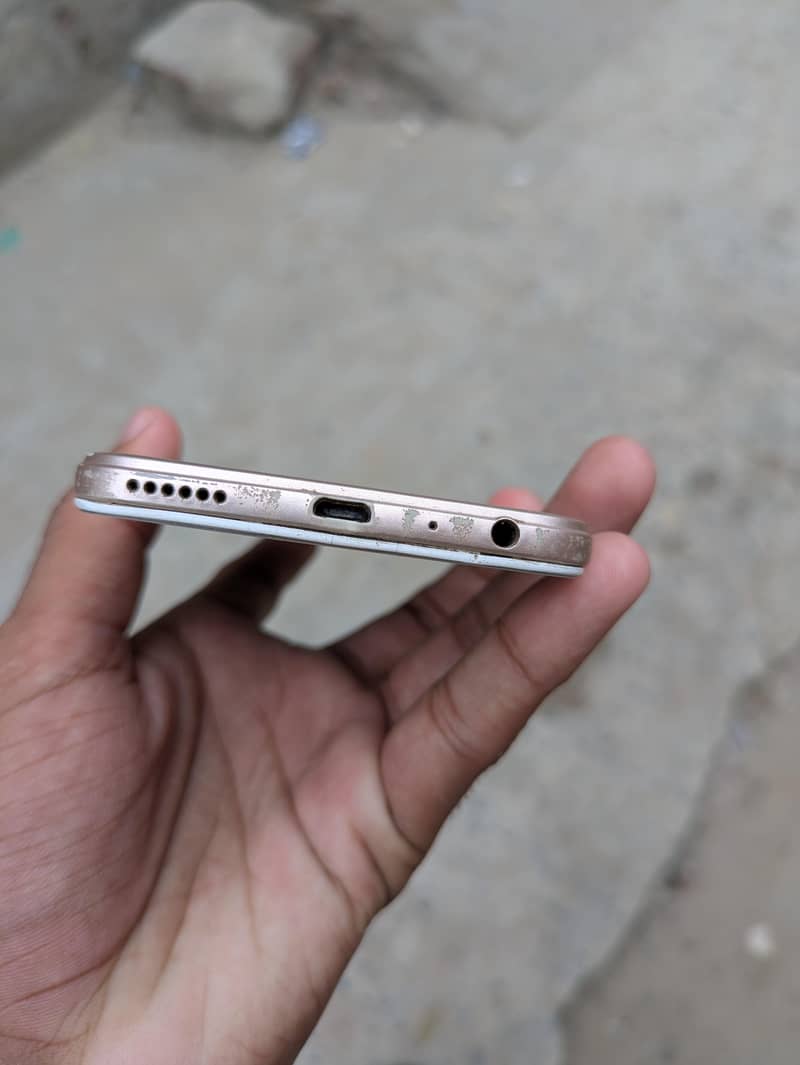 OPPO A57 3