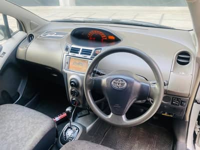 Toyota Vitz 2010