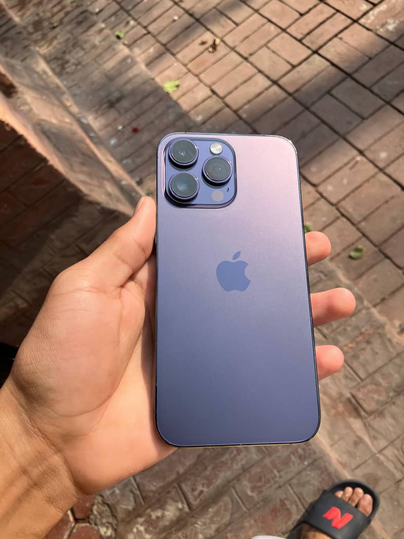 Apple iPhone 14 Pro Max 2
