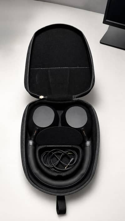 Sony WH-1000XM5  | Complete Box & Accessories | Excellent Condition