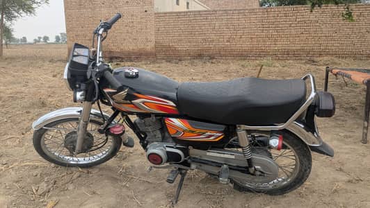 Honda CG 125 2022 model bikes for sell