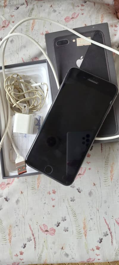 Iphone 8plus 64 GB