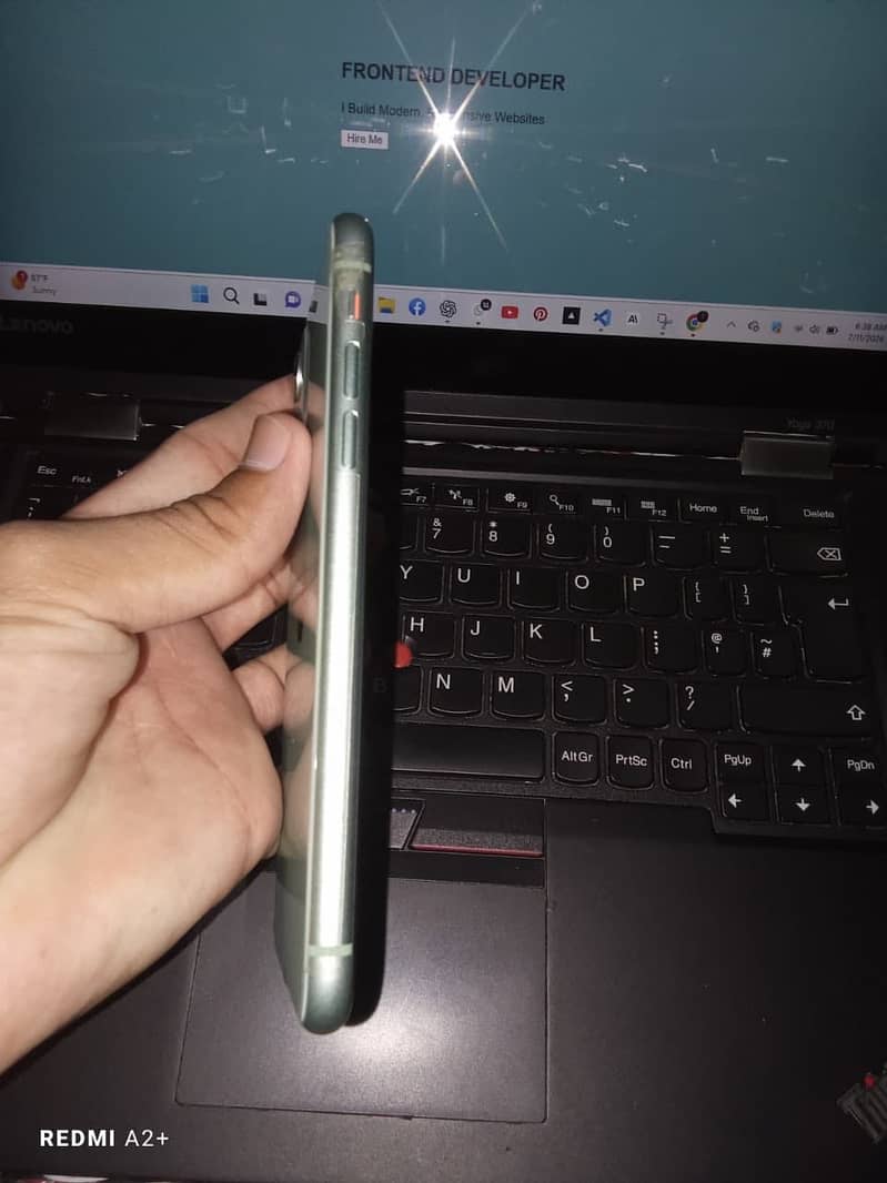 Apple iPhone 11 6