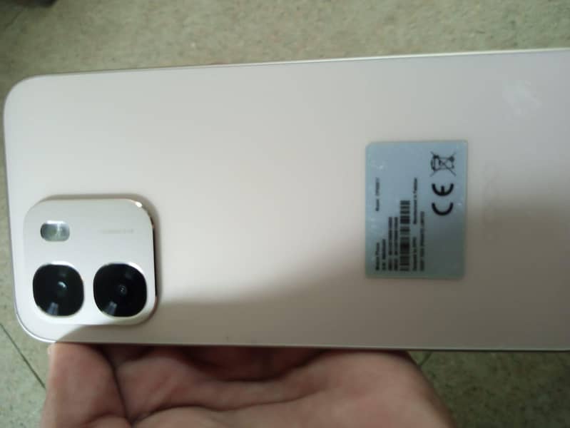 OPPO A6 1