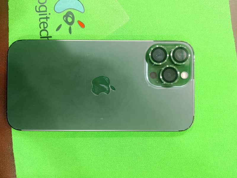 Apple iPhone 13 Pro Max 3