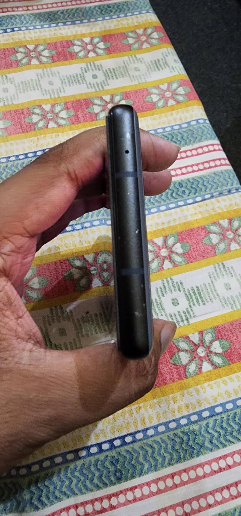 Google Pixel 6a 5