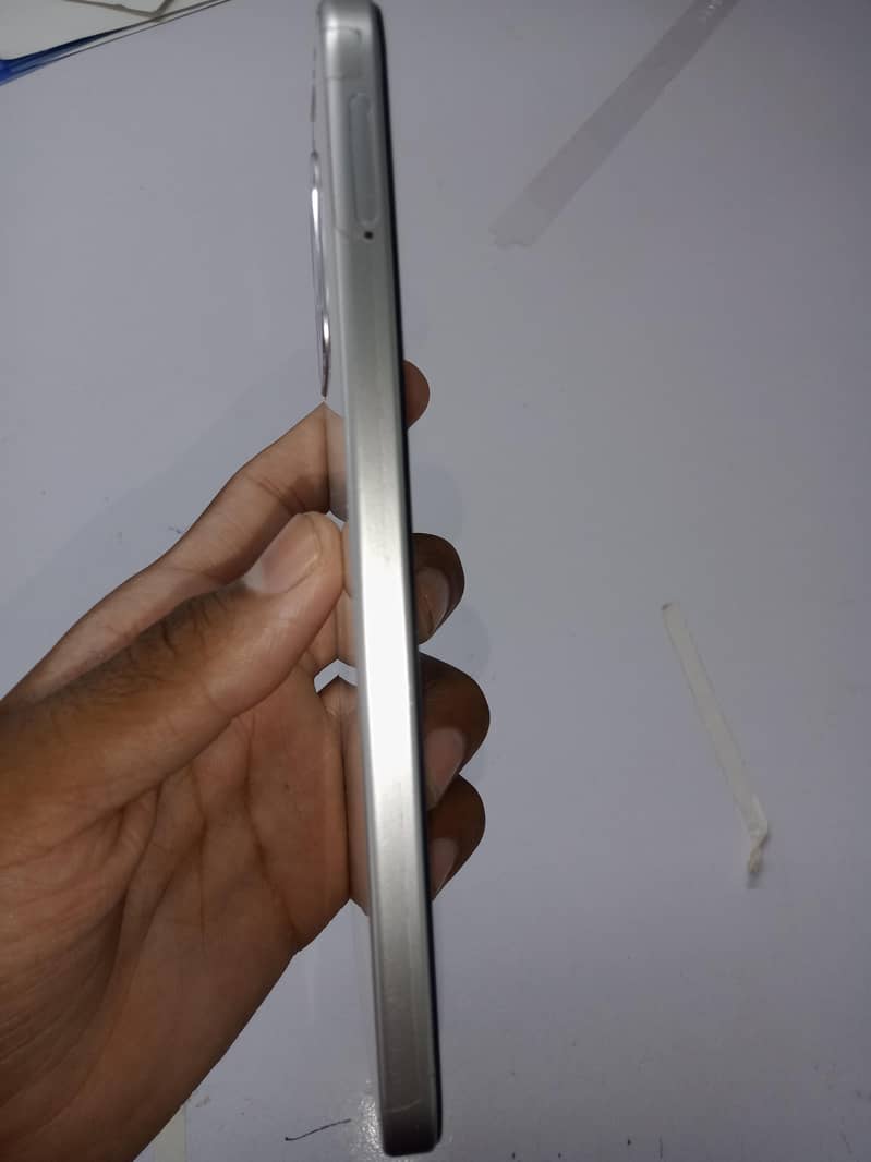 OPPO A6s 0