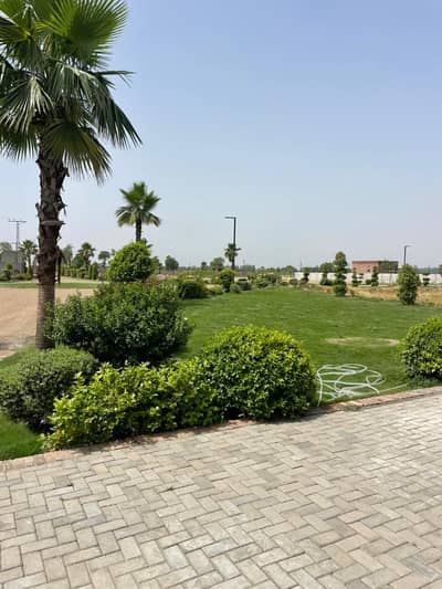 3 Kanal Primimum Living Land In Nazeer Farms