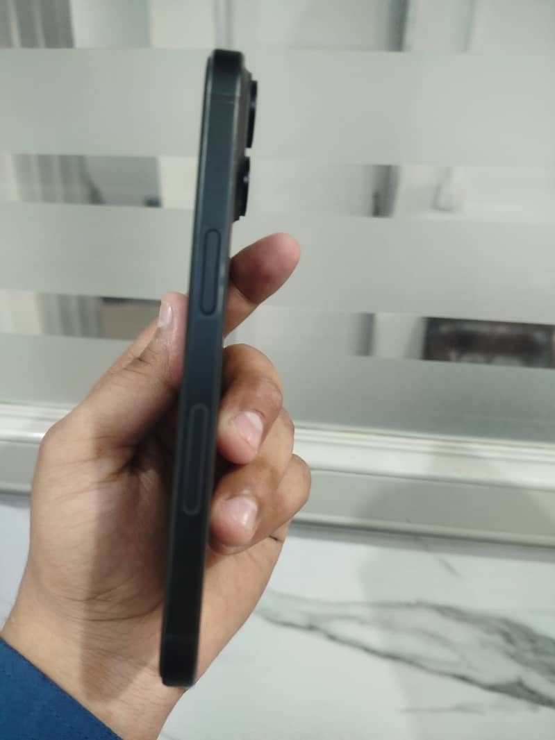 Apple iPhone 15 1
