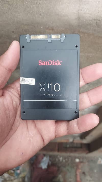 SANDISK SSD 128 GB ALL OK NO DAMAGE NO SPEED LOSS