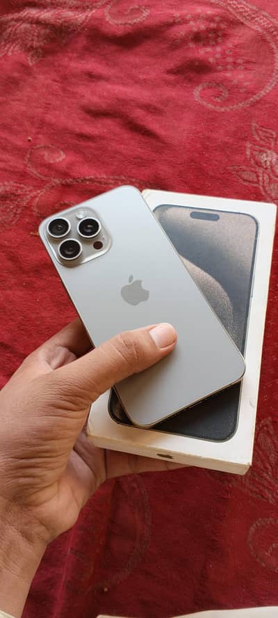 Apple iPhone 15 Pro Max