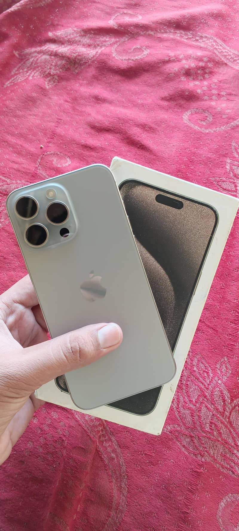 Apple iPhone 15 Pro Max 256GB – JV – Natural Titanium. 1