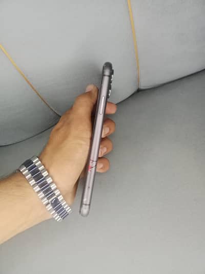 Apple iPhone 11 non pta 10by10 69bh 64gb Face ID not working