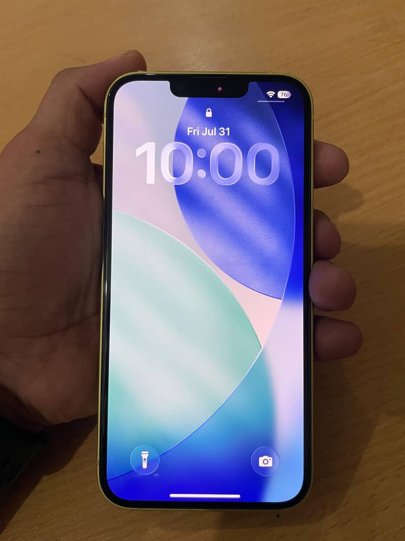 Apple iPhone 14 3