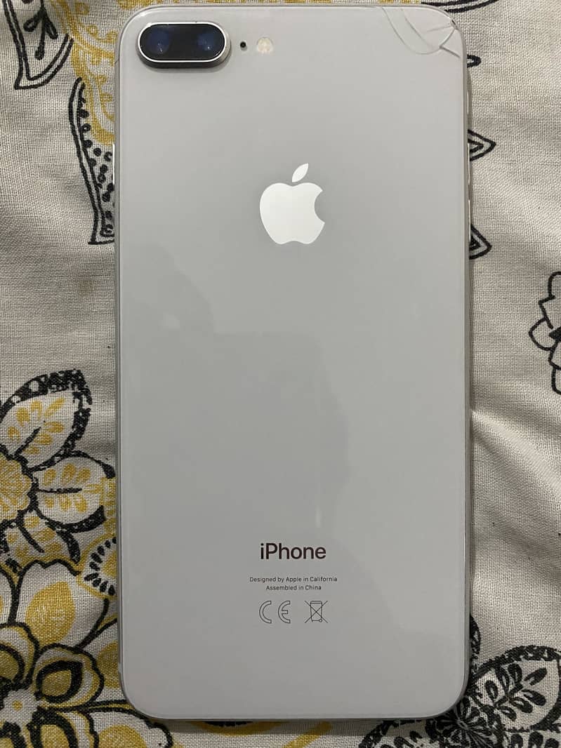 Apple iPhone 8 Plus 0