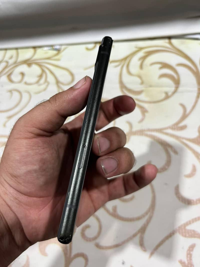Google Pixel 6a 5