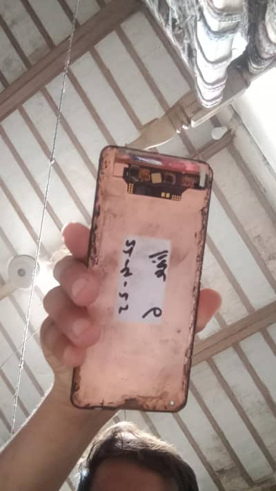 One Plus 9 Pro and oppo A 16 panel