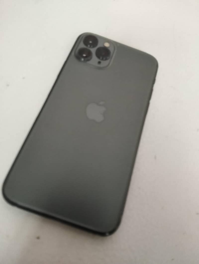 Apple iPhone 11 Pro 1