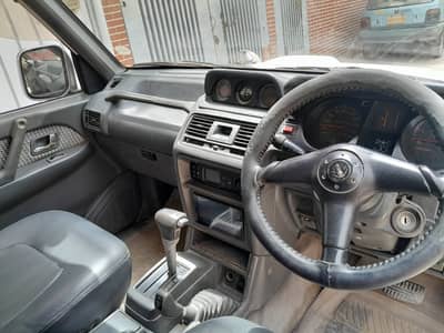 Mitsubishi Pajero 1997