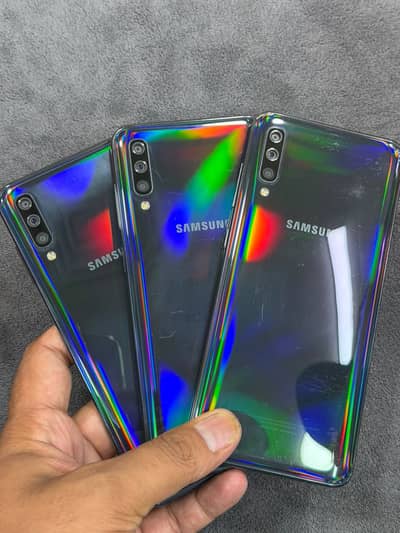Samsung A70 Demo – 6GB/128GB (Non PTA)