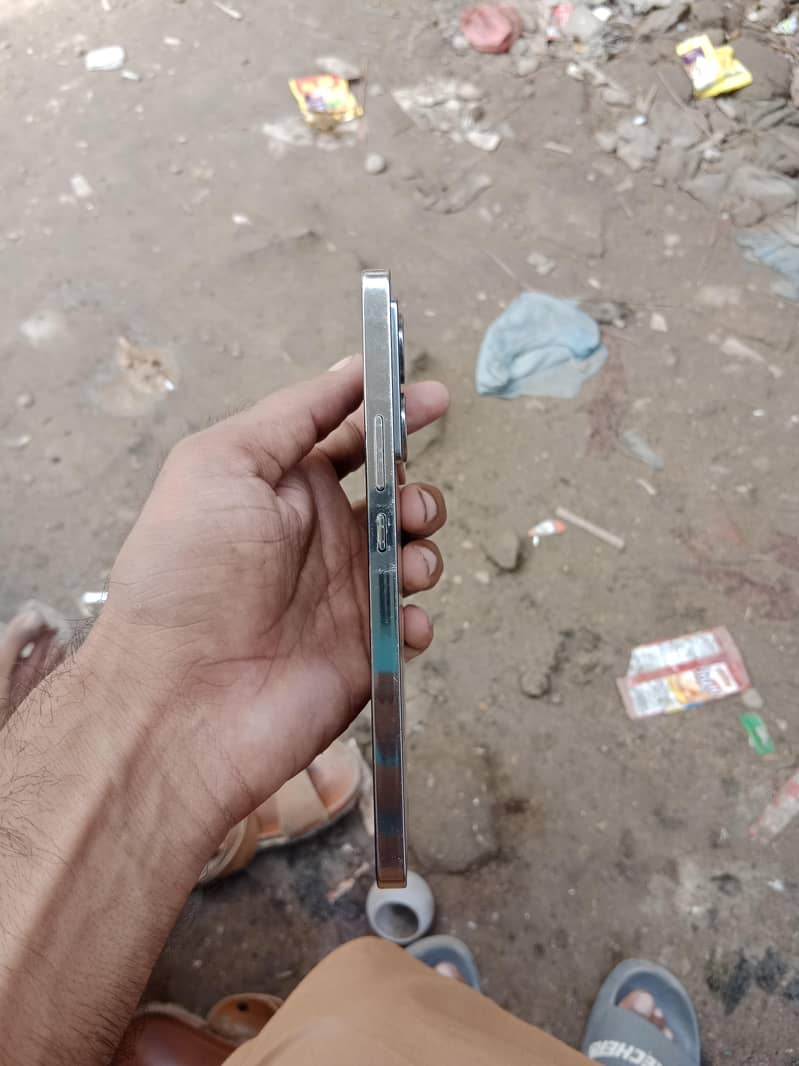 Infinix Note 40 1