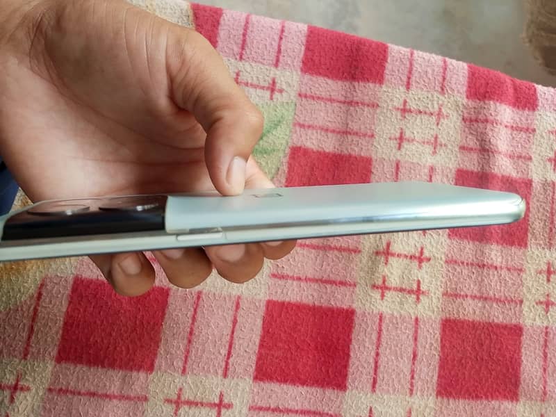 One Plus 10T 3