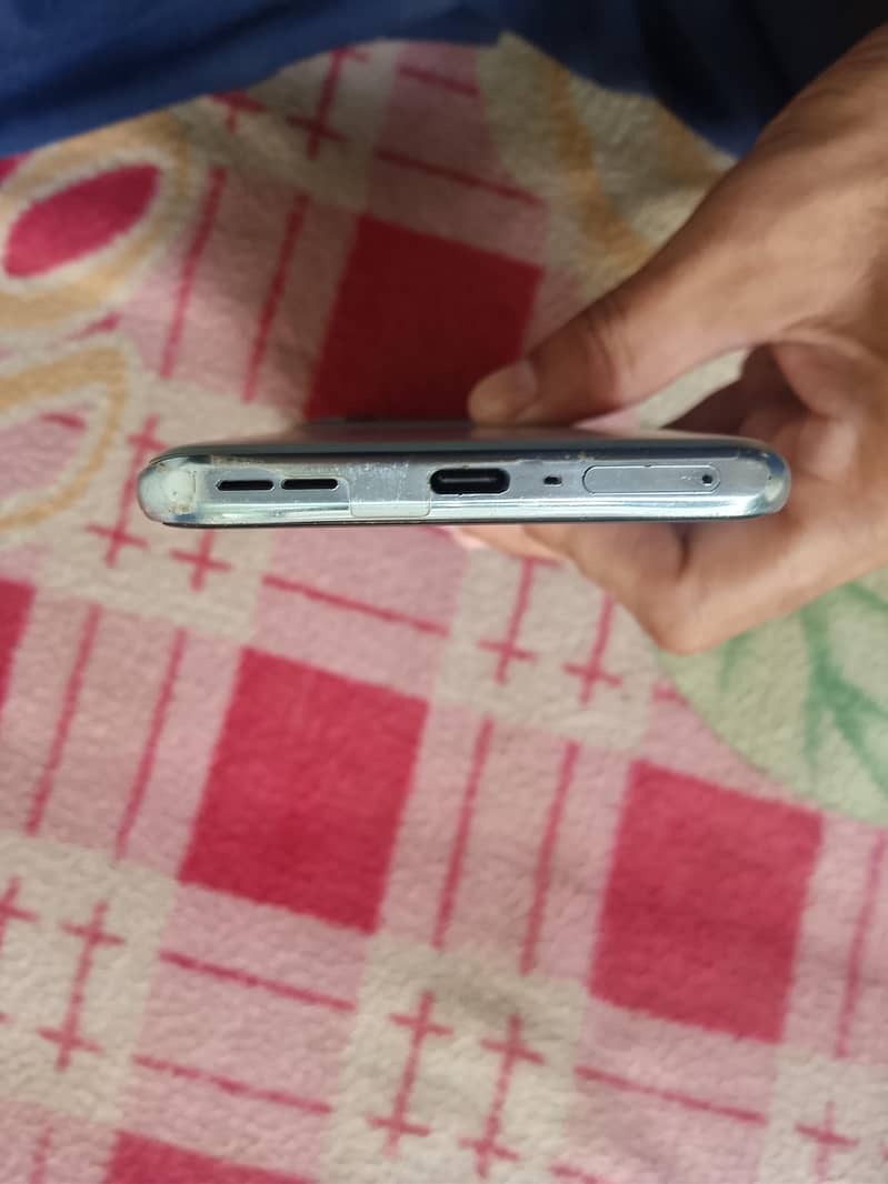 One Plus 10T 5