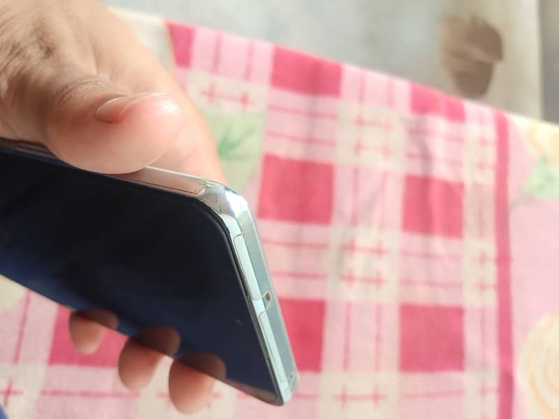 One Plus 10T 6