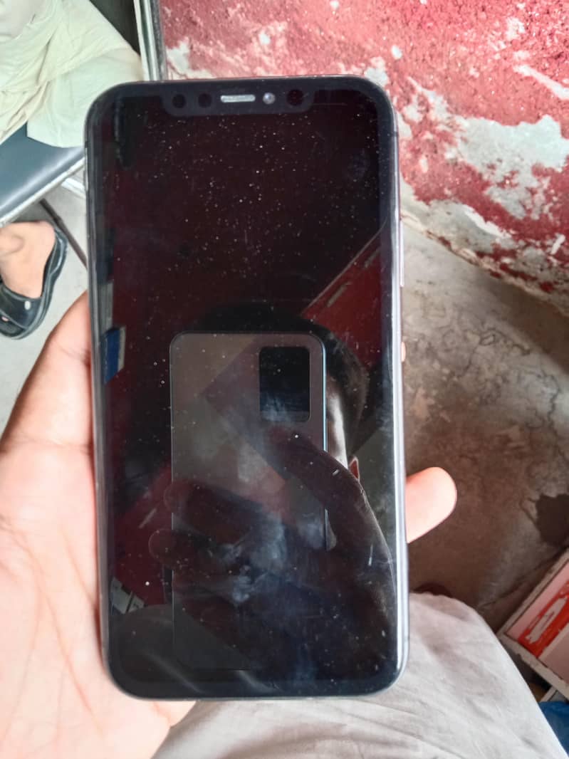 Apple iPhone 11 6