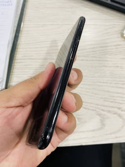 Apple iPhone 7
