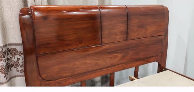 furniture brand new condition king size with side tables dressing