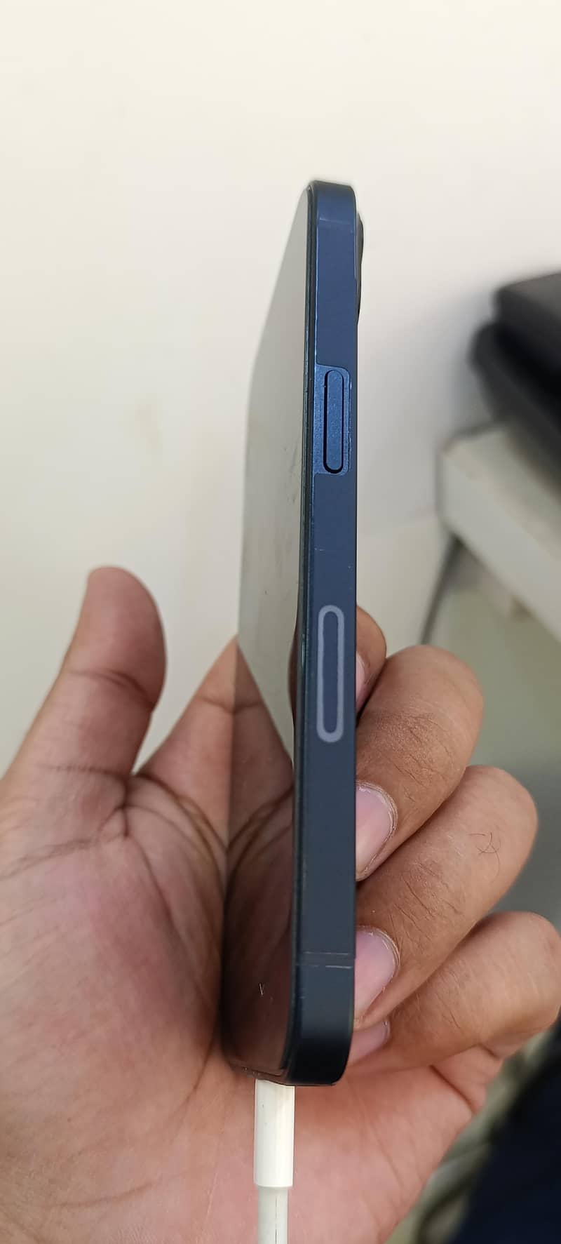 Apple iPhone 13 4