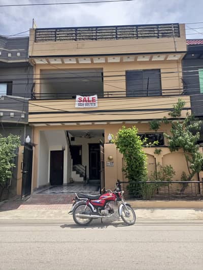 Spacious House Is Available For sale In Ideal Location Of Soan Garden