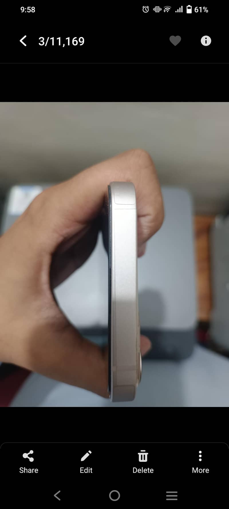 Apple iPhone 13 4