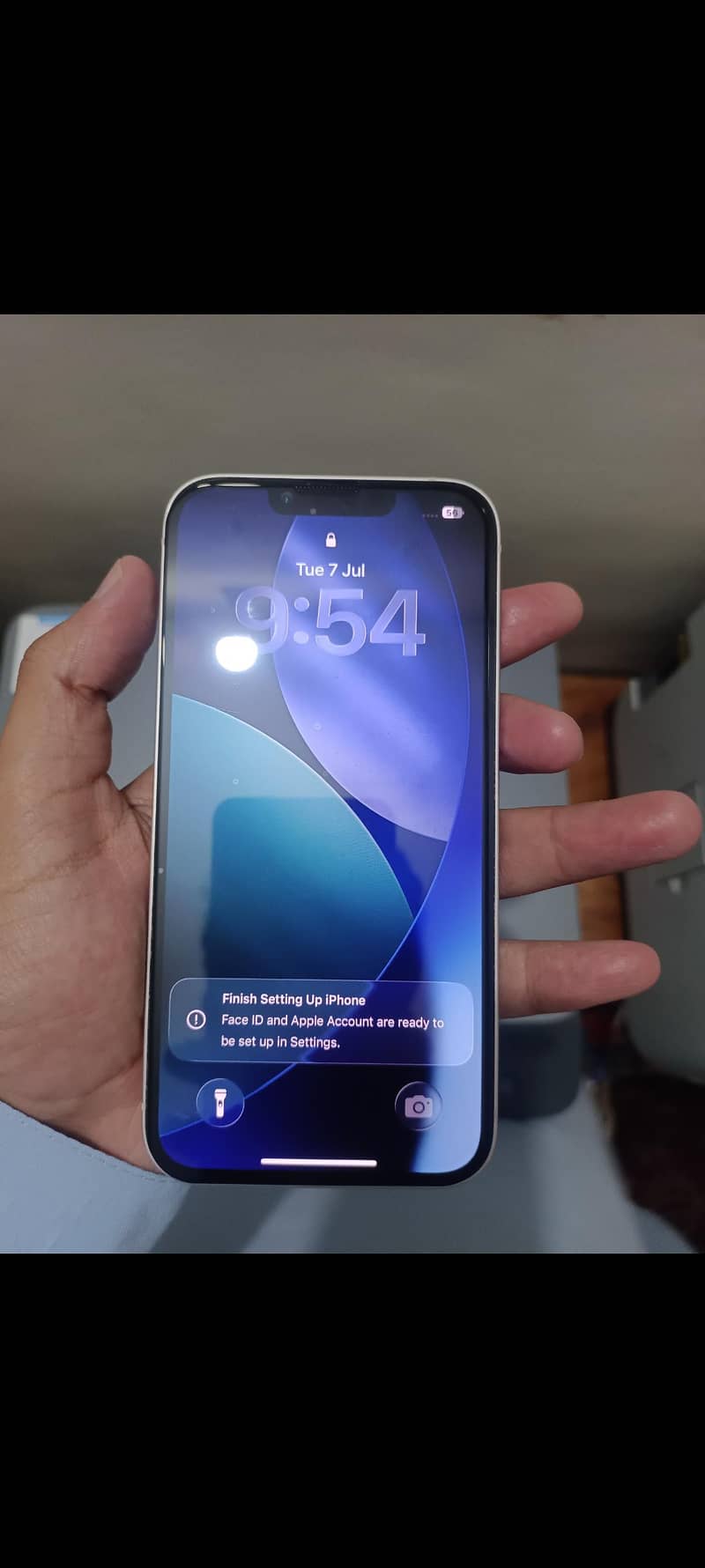 Apple iPhone 13 5