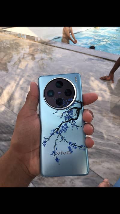 Vivo X100