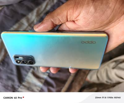 OPPO Reno6