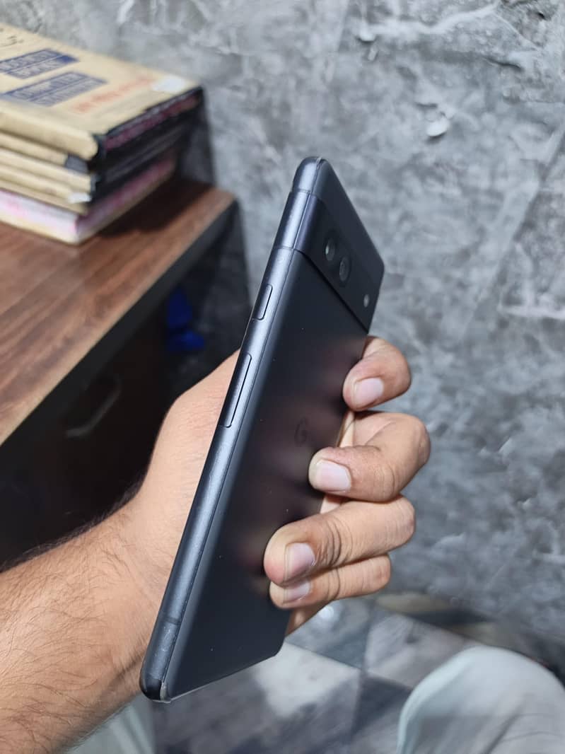 Google Pixel 7a 3
