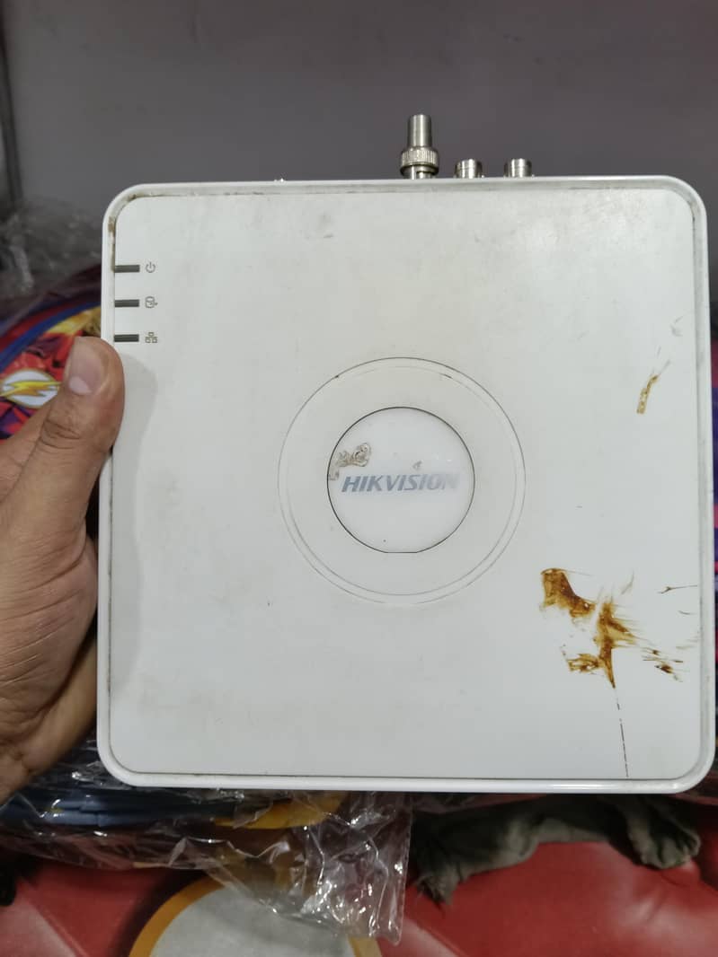 4 camera LCD dvr 6