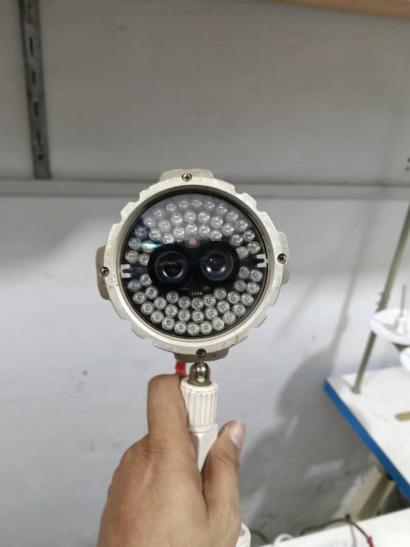 4 camera LCD dvr 7