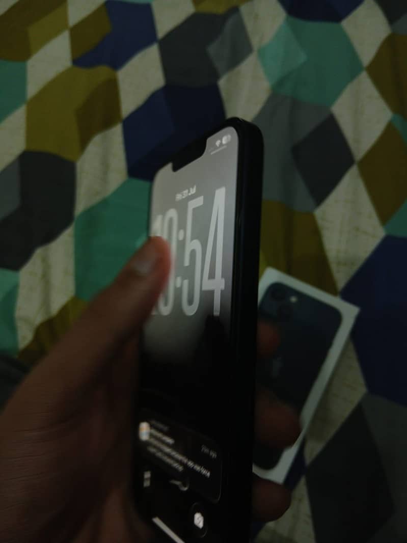 Apple iPhone 13 1