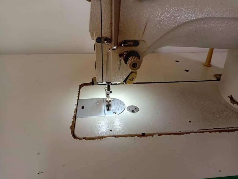 jack sweing machine 2