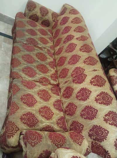 use sofa for sale and 2 tabel