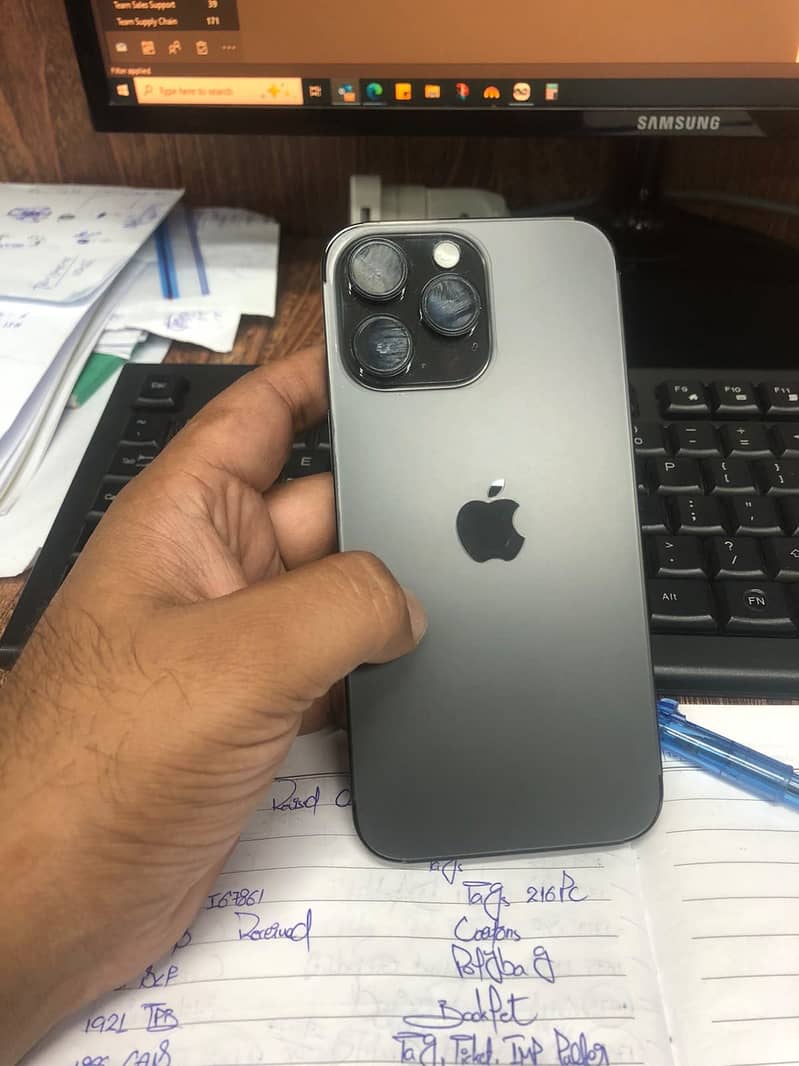 Apple iPhone 14 Pro Max 3