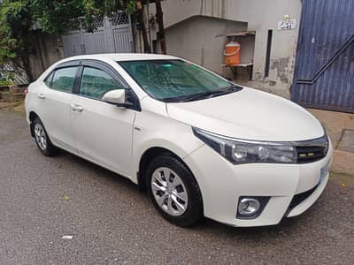 Toyota Corolla GLI 2016 Islamabad Reg