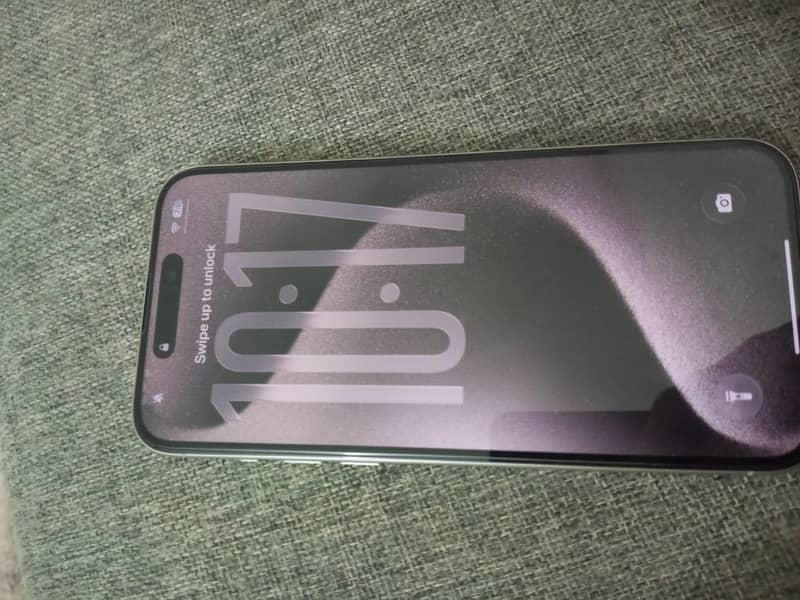 Apple iPhone 15 Pro Max 2