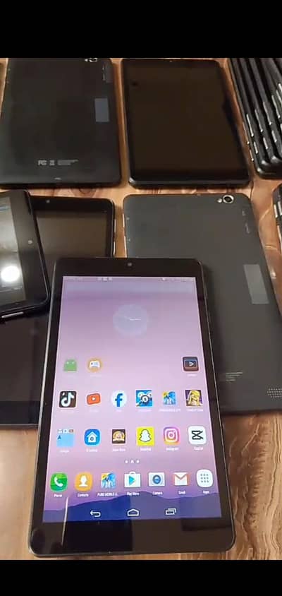 MobileHelp Amercan tablet  USA STOCK 10/10 condition 03292048245
