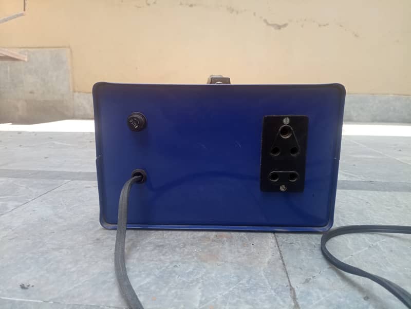 3000 watt Automatic Stabilzer 2