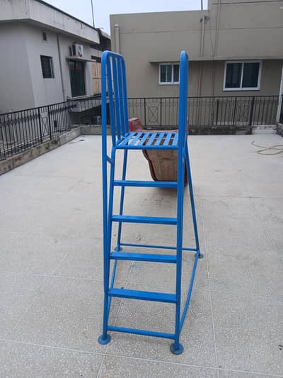 solid metallic  slide